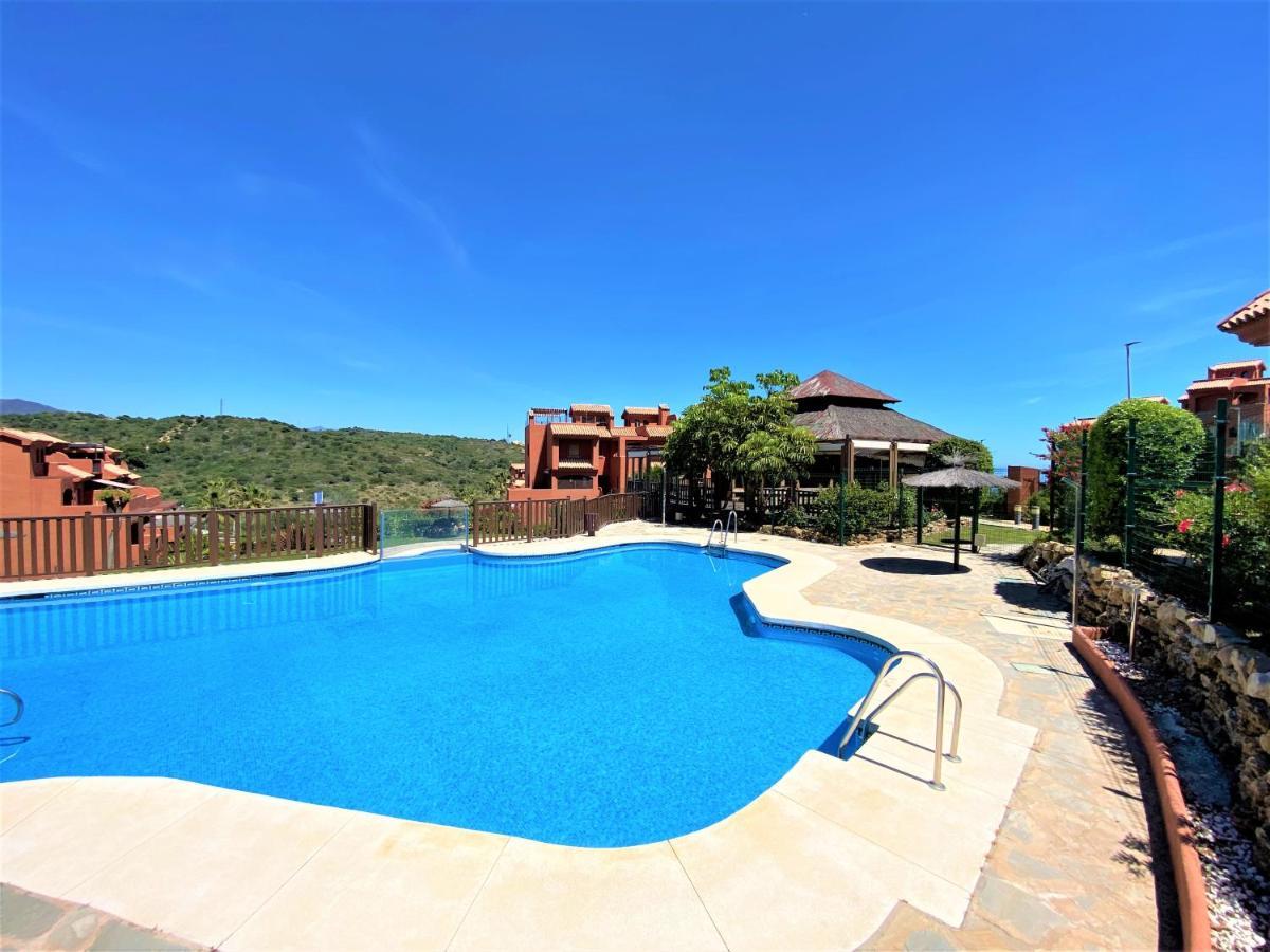 Sea View Penthouse Apartment With Hot Tub - Casa Bella Vista, Buenas Noches , Естепона Екстериор снимка