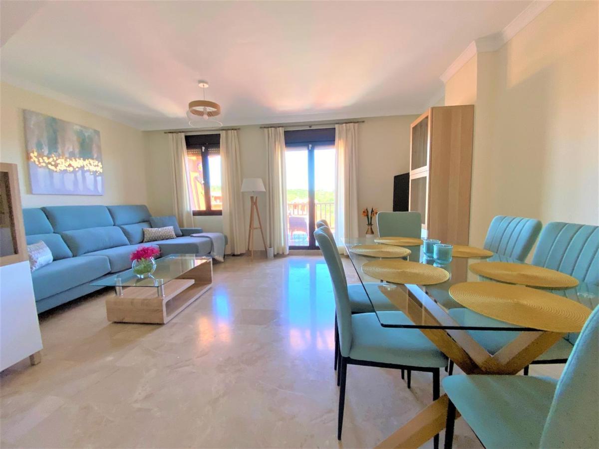 Sea View Penthouse Apartment With Hot Tub - Casa Bella Vista, Buenas Noches , Естепона Екстериор снимка