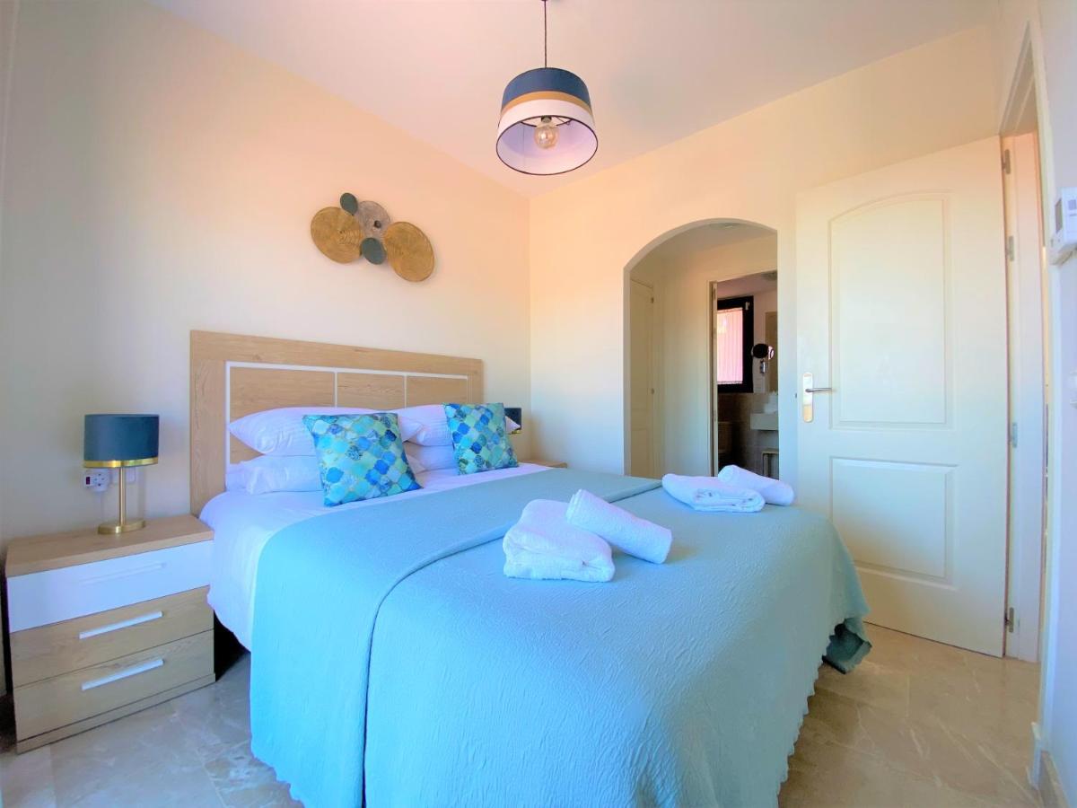 Sea View Penthouse Apartment With Hot Tub - Casa Bella Vista, Buenas Noches , Естепона Екстериор снимка