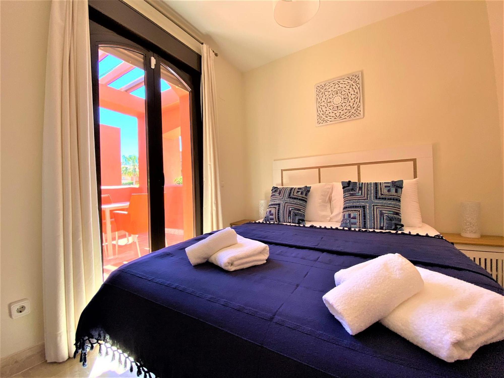 Sea View Penthouse Apartment With Hot Tub - Casa Bella Vista, Buenas Noches , Естепона Екстериор снимка