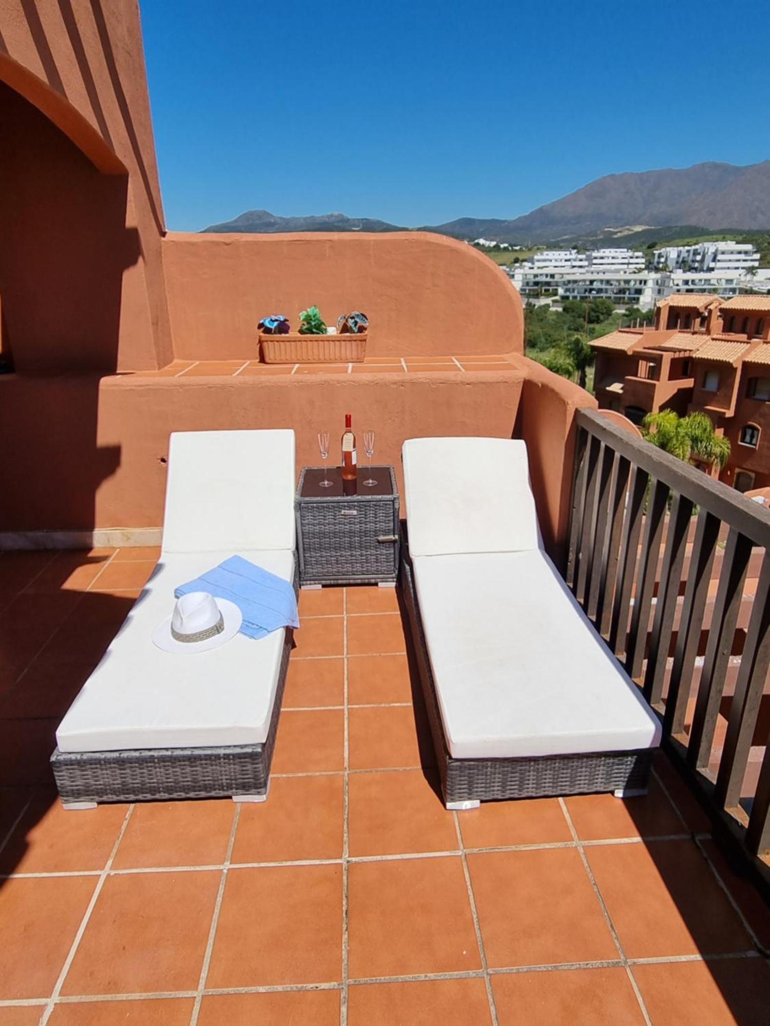 Sea View Penthouse Apartment With Hot Tub - Casa Bella Vista, Buenas Noches , Естепона Екстериор снимка